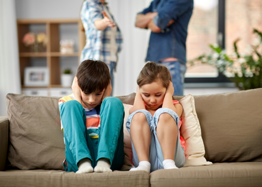 Konflikt rodziców a dziecko amunicją